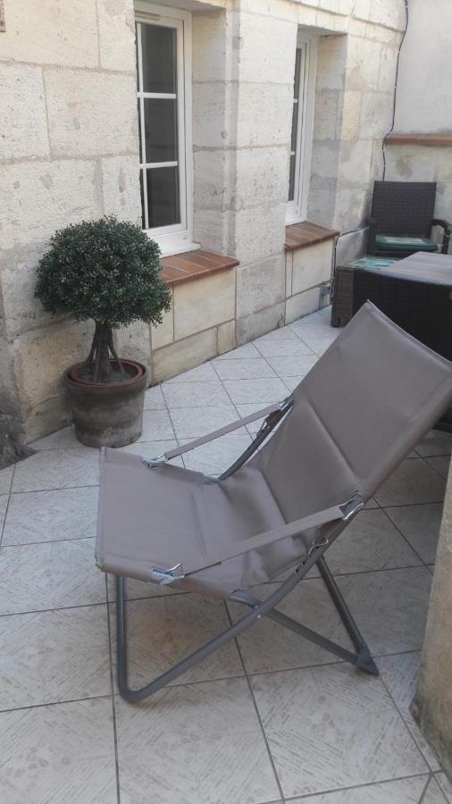 Joli petit loft dans échoppe pierre centre-ville Bordeaux Extérieur photo