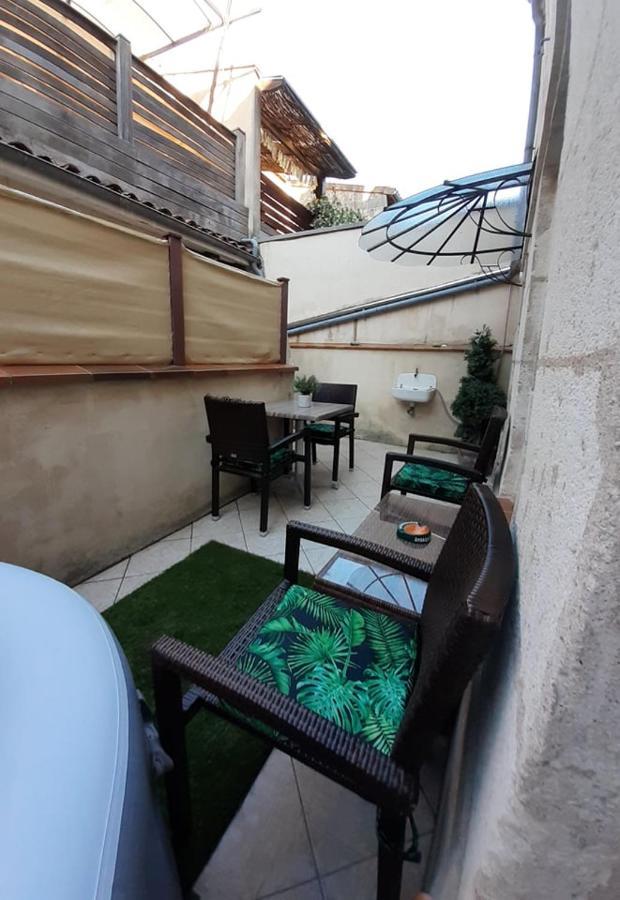 Joli petit loft dans échoppe pierre centre-ville Bordeaux Extérieur photo