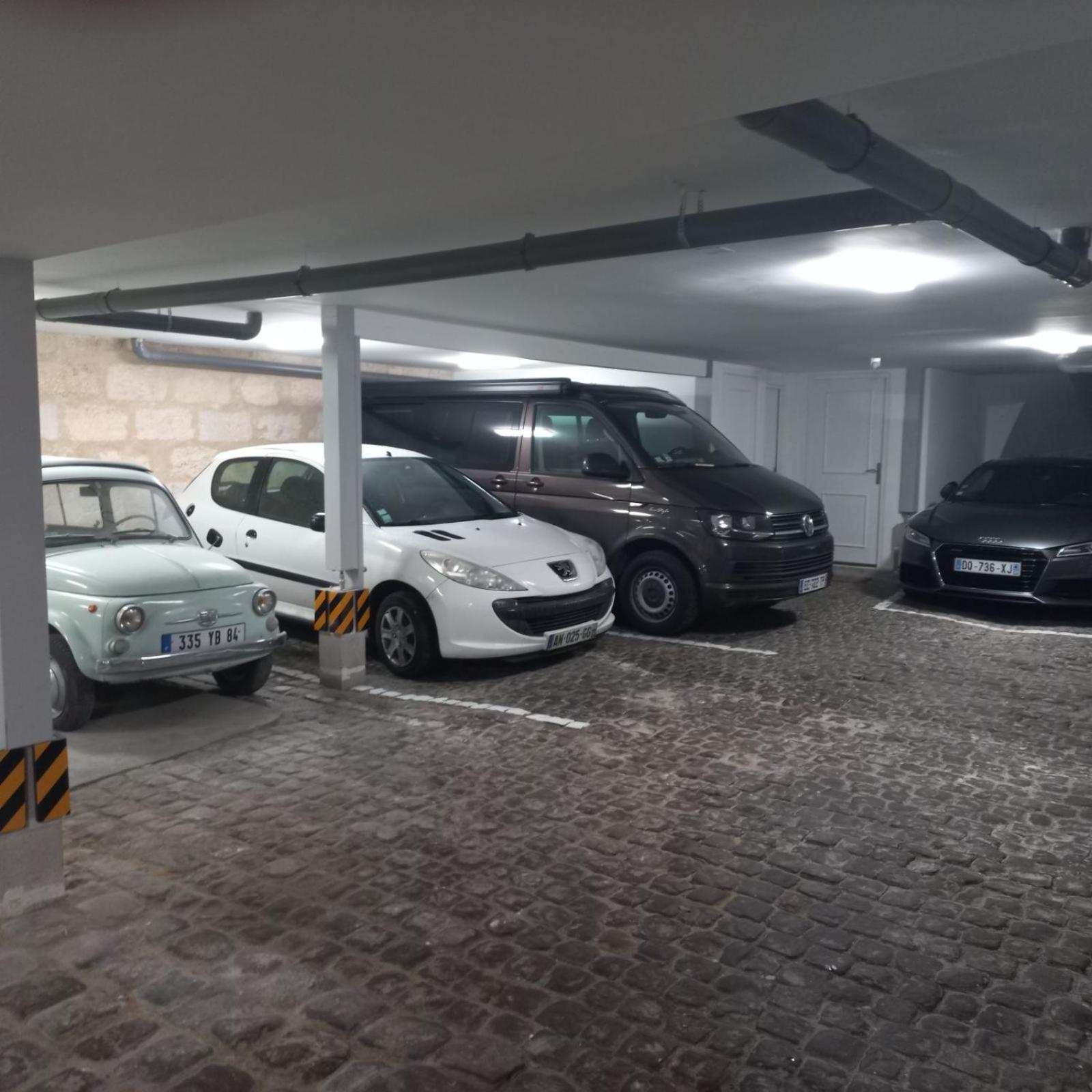 Joli petit loft dans échoppe pierre centre-ville Bordeaux Extérieur photo
